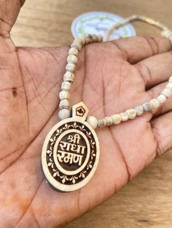 radharaman ji lockit tulsi mala