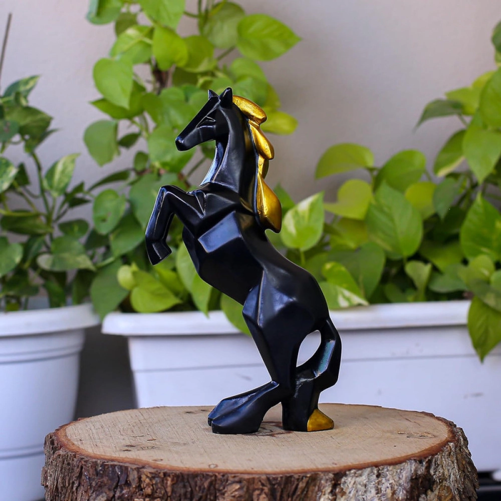 Geometric Horse Sculpture - Modern Art Decor for Home & Office
