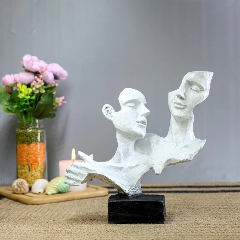 Abstract Couple Sculpture Resin Figurine Modern Love Statue for Home Decor
